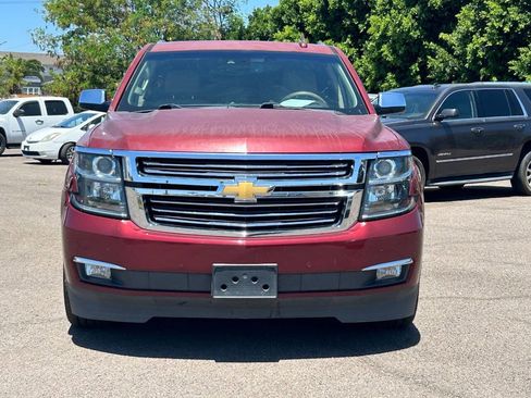 Used 2016 Chevrolet Suburban LTZ RWD image 8