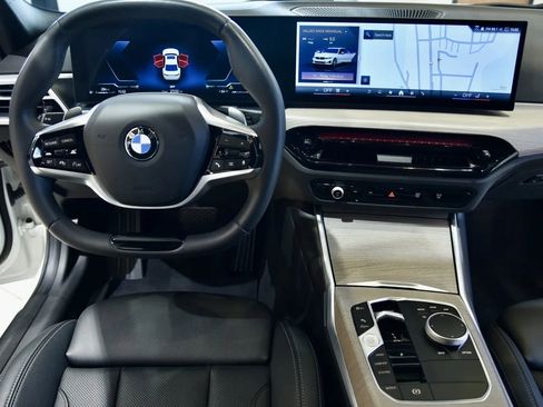 Used 2025 BMW 330i xDrive Sedan image 13