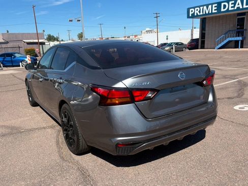 Used 2022 Nissan Altima 2.5 S image 6