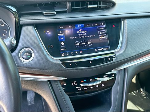 Used 2020 Cadillac XT5 Premium Luxury w/ LPO, Illumination Package image 13