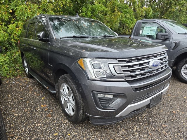 Used 2020 Ford Expedition XLT w/ Equipment Group 202A AWD/4WD image 1