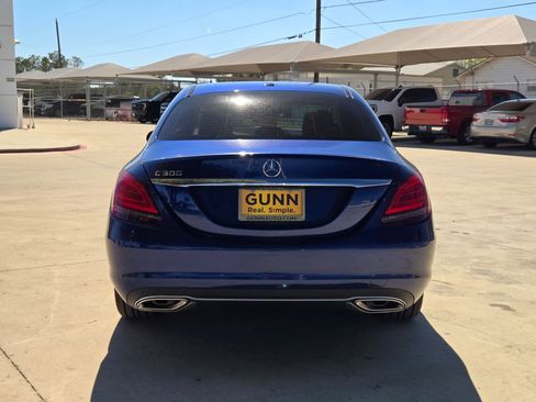 Used 2021 Mercedes-Benz C 300 Sedan image 4