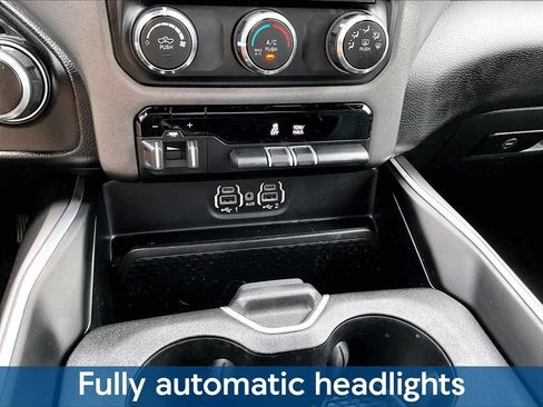 Used 2022 RAM 1500 Big Horn AWD/4WD image 22