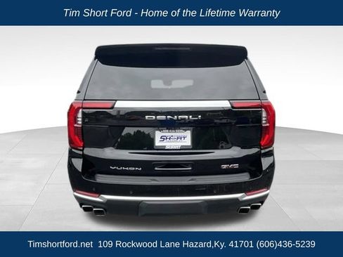 Used 2025 GMC Yukon Denali AWD/4WD image 6