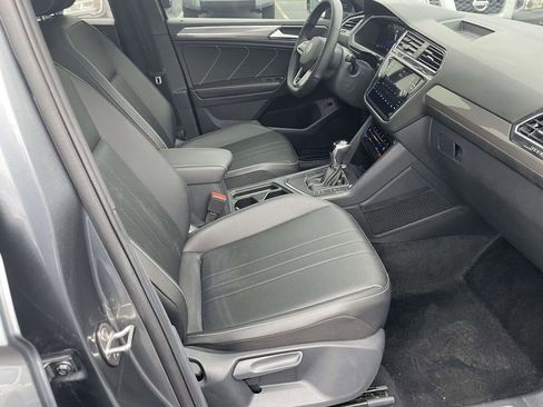 Used 2024 Volkswagen Tiguan SE R-Line w/ MDO Package, Three-Row FWD image 48