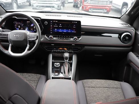 Used 2025 Chevrolet Colorado Z71 AWD/4WD image 20