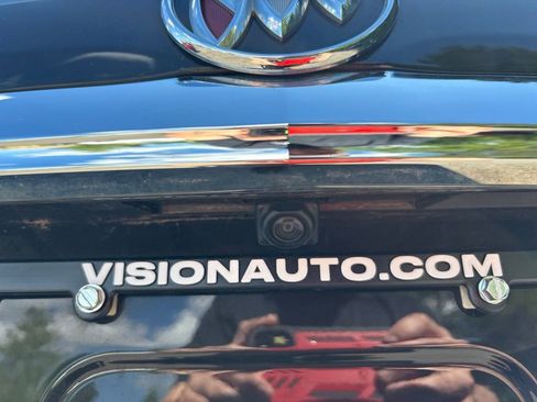 Used 2018 Buick Enclave Premium FWD image 31