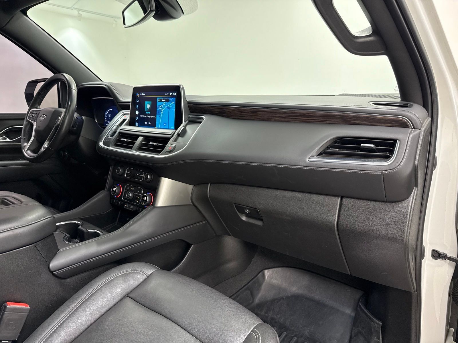 Used 2022 Chevrolet Tahoe Z71 AWD/4WD image 35