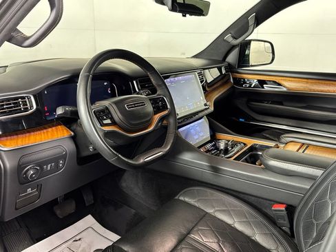 Certified 2024 Jeep Grand Wagoneer L Series III AWD/4WD image 18