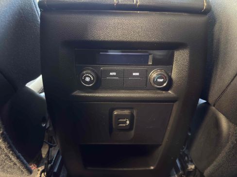 Used 2019 Chevrolet Traverse LS w/ LPO, Blackout Package FWD image 34