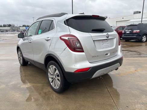 Used 2018 Buick Encore Preferred image 4
