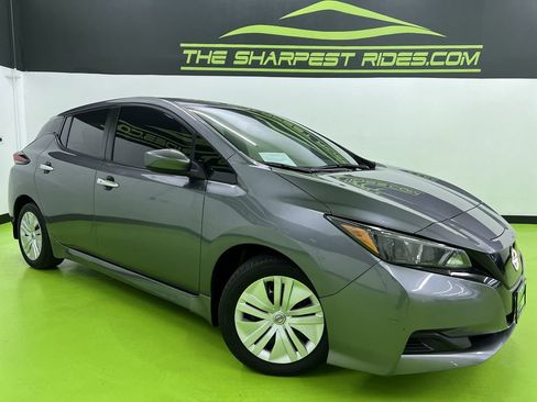 Used 2025 Nissan Leaf S FWD image 1