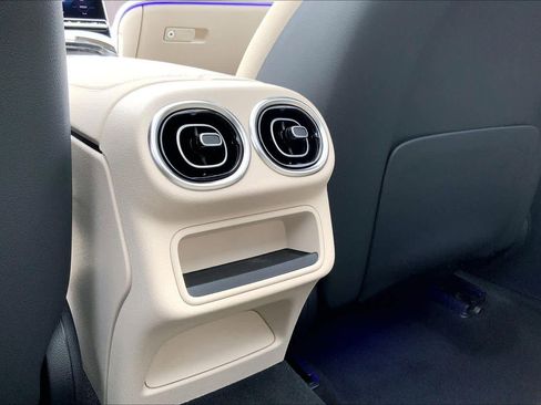 New 2026 Mercedes-Benz GLC 300 4MATIC image 22
