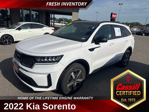 Used 2022 Kia Sorento S w/ Panoramic Sunroof Package FWD image 1