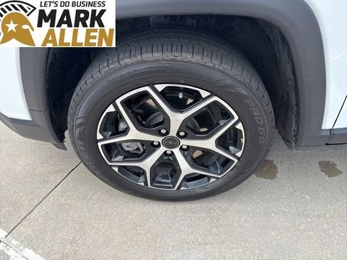 Used 2025 Jeep Compass Limited AWD/4WD image 7