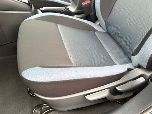 Used 2025 Nissan Versa SV w/ Trunk Package FWD image 28