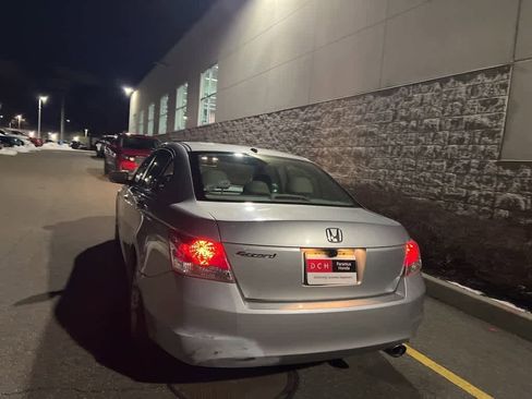 Used 2009 Honda Accord EX-L image 10