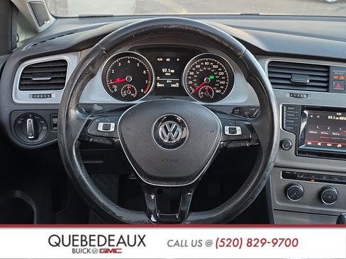 Used 2015 Volkswagen Golf SE image 14