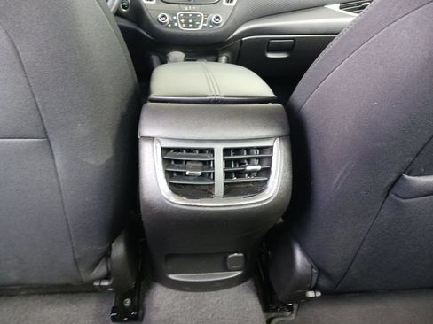 Used 2024 Chevrolet Malibu LT FWD image 22