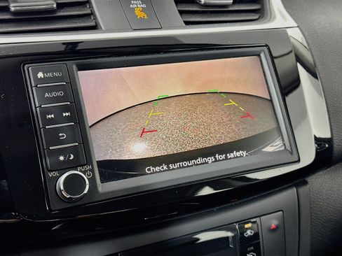 Used 2019 Nissan Sentra SV FWD image 13