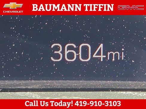 Used 2025 Cadillac Escalade Sport w/ LPO, ONYX Package image 23