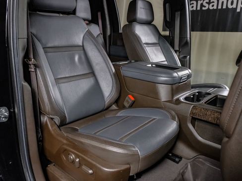 Used 2022 GMC Sierra 2500 Denali w/ Denali Ultimate Package AWD/4WD image 29