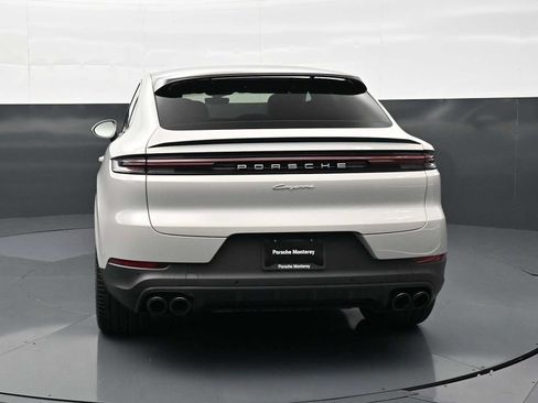 Certified 2026 Porsche Cayenne Coupe AWD/4WD image 26