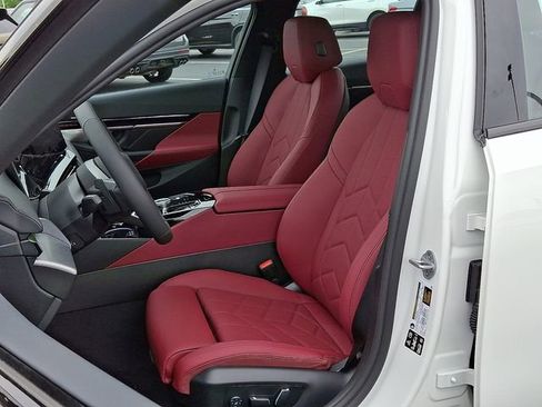 Certified 2026 BMW 530i xDrive w/ M Sport Package image 13