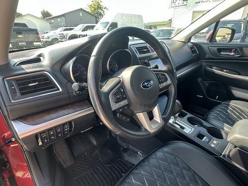 Used 2016 Subaru Outback 3.6R Limited AWD/4WD image 40