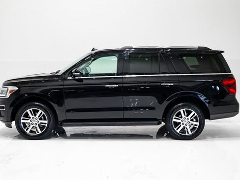 Used 2024 Ford Expedition Limited AWD/4WD image 32