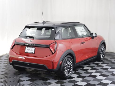 New 2026 MINI Cooper 2-Door Hardtop FWD image 19
