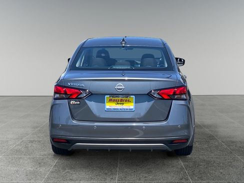 Used 2025 Nissan Versa SV w/ Trunk Package FWD image 4