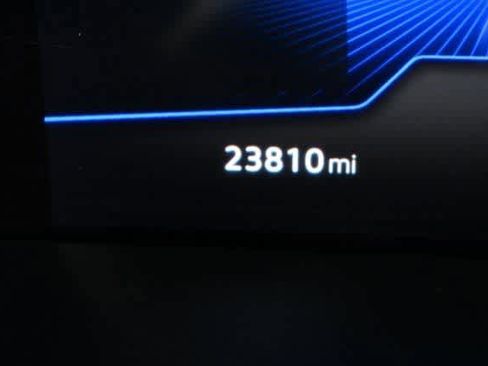 Certified 2023 Volkswagen Tiguan SE w/ Panoramic Sunroof Package image 24