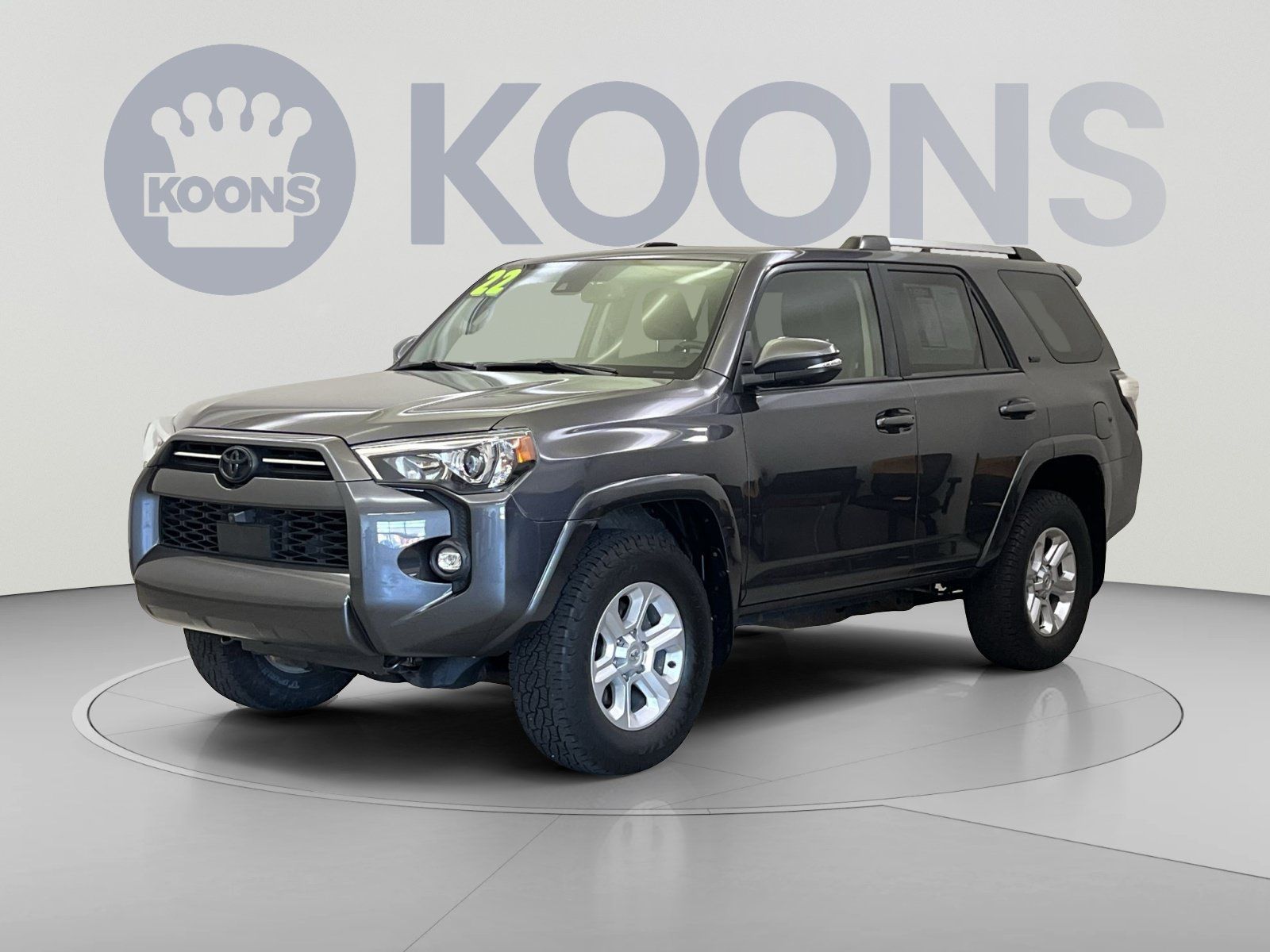 Used 2022 Toyota 4Runner SR5 Premium w/ Moonroof Package AWD/4WD image 4