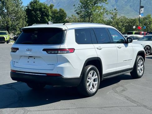 Used 2022 Jeep Grand Cherokee L Limited w/ Luxury Tech Group II AWD/4WD image 3