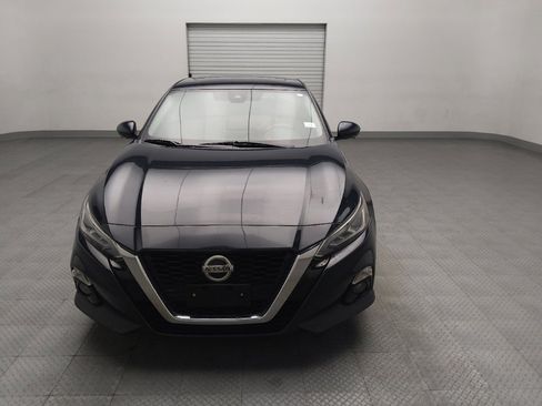 Used 2020 Nissan Altima 2.5 Platinum FWD image 15