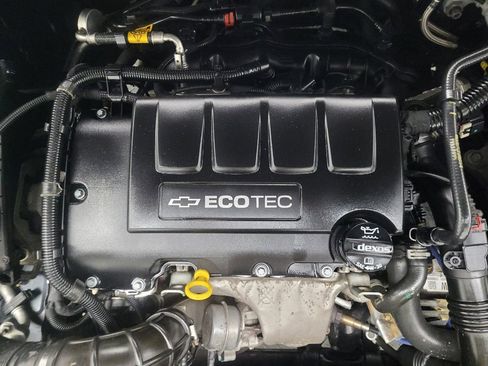 Used 2016 Chevrolet Cruze LT image 30