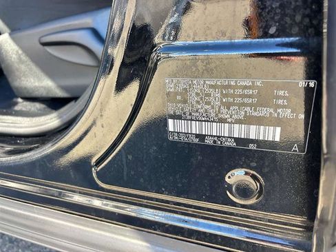 Used 2016 Toyota RAV4 LE image 29