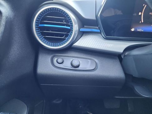 Used 2024 Chevrolet Trax LT w/ Driver Confidence Package image 24