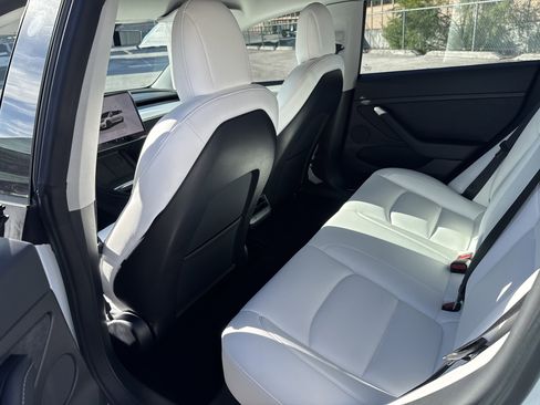 Used 2022 Tesla Model 3 Long Range image 10