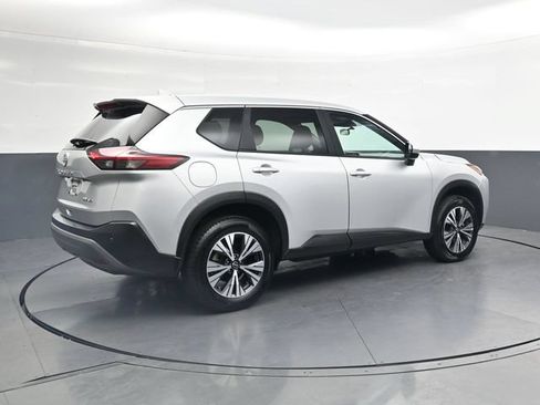 Used 2023 Nissan Rogue SV AWD/4WD image 4