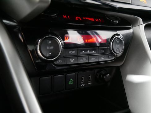 Used 2020 Mitsubishi Eclipse Cross SEL image 23