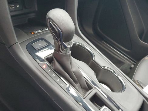 Certified 2024 Chevrolet Equinox Premier image 24