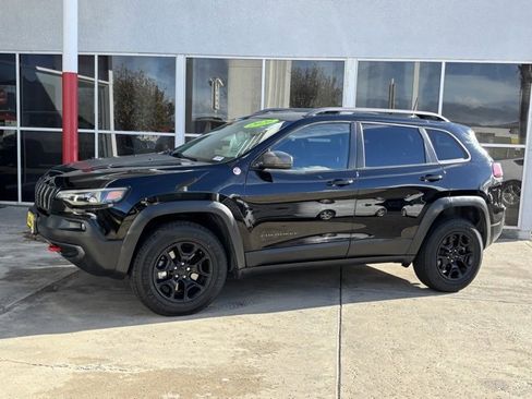 Used 2020 Jeep Cherokee Trailhawk w/ Comfort/Convenience Group image 8