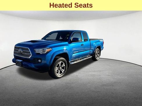 Used 2016 Toyota Tacoma TRD Sport image 8