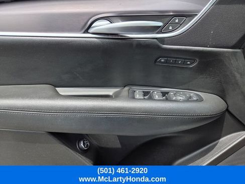 Used 2017 Cadillac XT5 Luxury w/ Driver Awareness Package FWD image 35