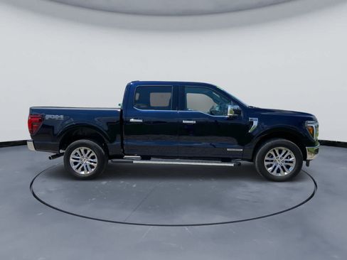 Used 2025 Ford F150 Lariat w/ Equipment Group 502A High AWD/4WD image 11