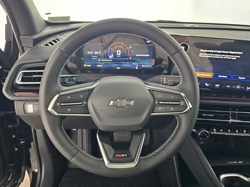 New 2026 Chevrolet Traverse Z71 w/ Driver Confidence Package AWD/4WD image 24