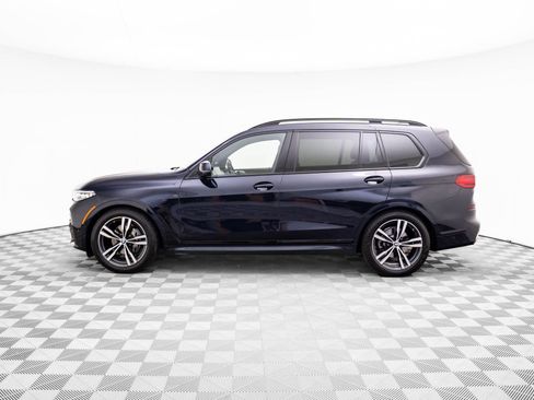 Used 2022 BMW X7 xDrive40i w/ M Sport Package image 2