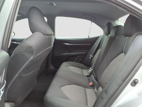 Used 2021 Toyota Camry LE FWD image 14